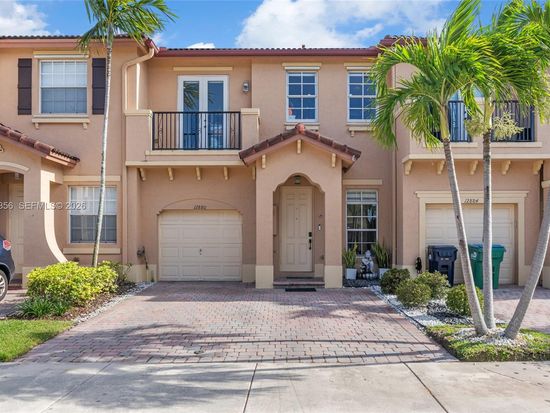 12880 SW 134th Ter, Miami, FL 33186