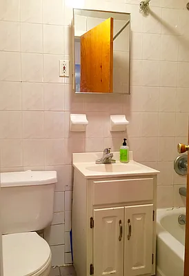 Rented by Warren T Real Estate Corp. | media 17