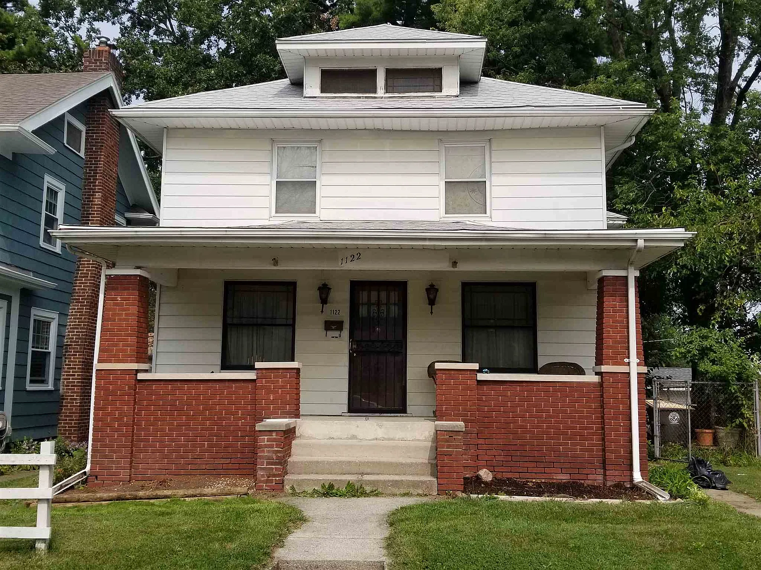 1122 Kinnaird Ave photo 1
