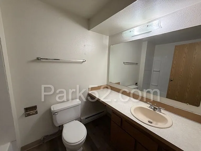 5025 S Orchard St #B — Photo 13