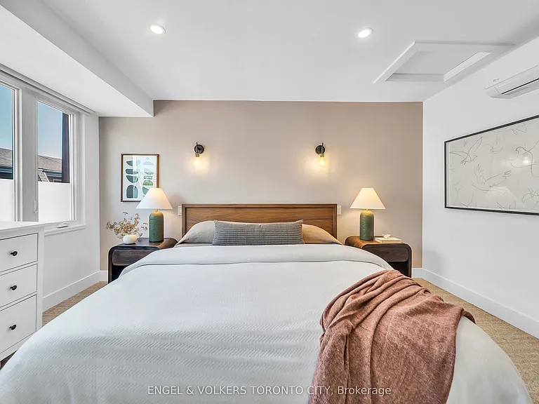 8 Old Trillium Ln — Photo 13