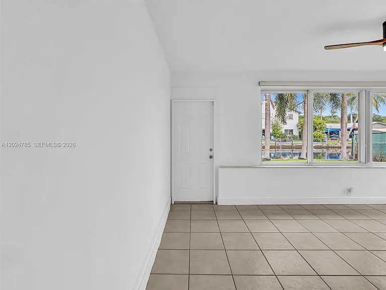 4500 SW 42nd Ter — Photo 41