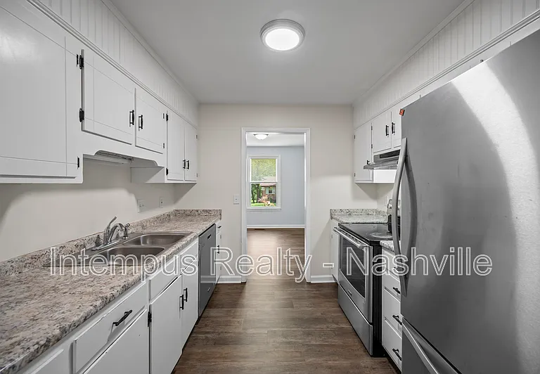 804 Norwalk Dr — Photo 8
