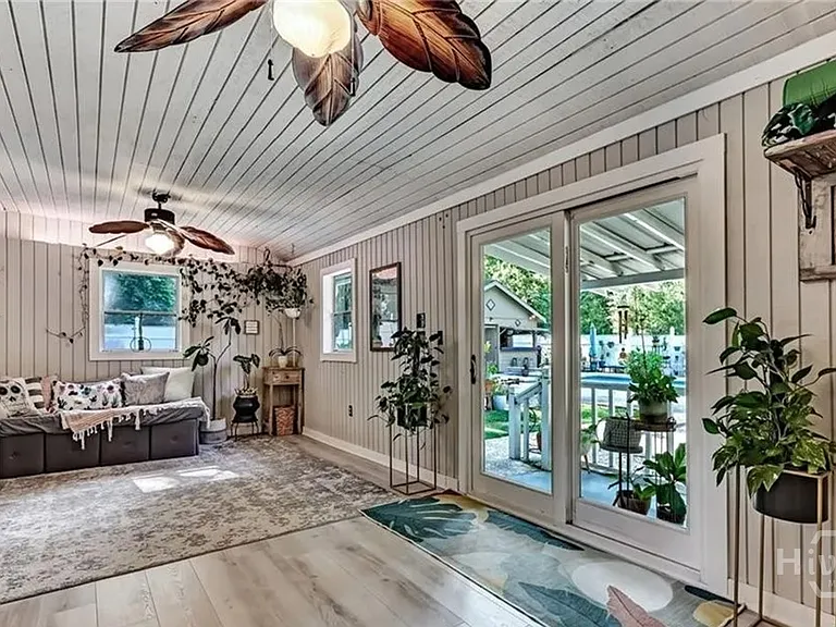 5020 Laroche Ave — Photo 21
