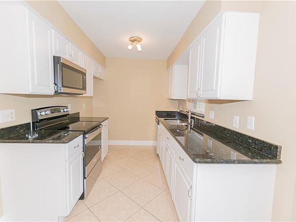 5th image of 115 Centennial Dr