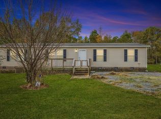 729 Powhatan Rd, Clayton, NC 27527