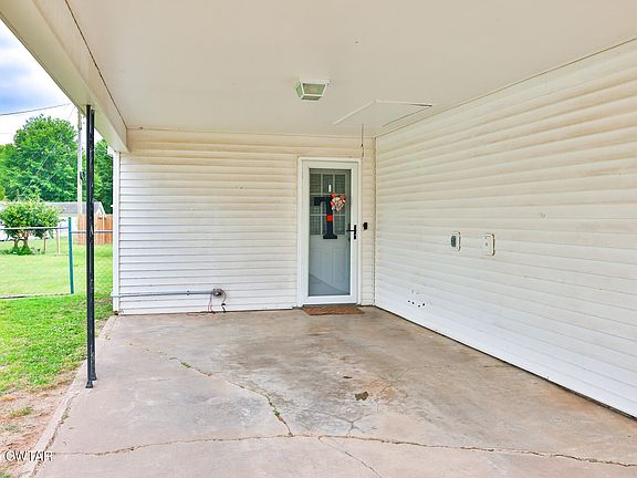 3rd image of 1321 Rolling Fields Dr