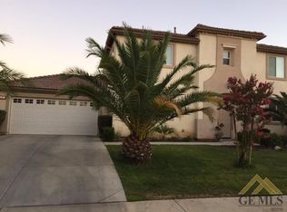 1205 Los Cantos Ave, Arvin, CA 93203