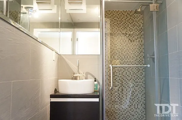 Rented by Compass | media 28