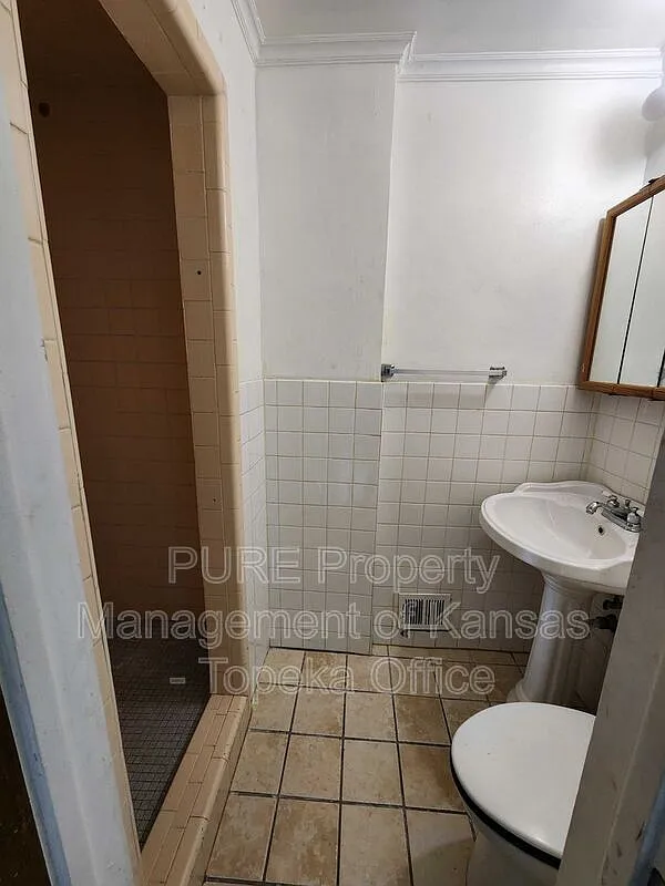 Studio, 1.0 bath, 518 sqft, $700 — Photo 4