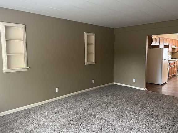 3rd image of 713 W Church St #10818671