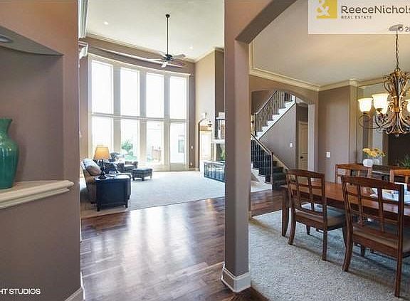 Entry way with Dining Room on the right