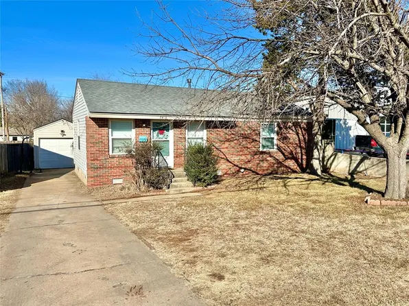 7413 SE 15th St, Midwest City, OK 73110