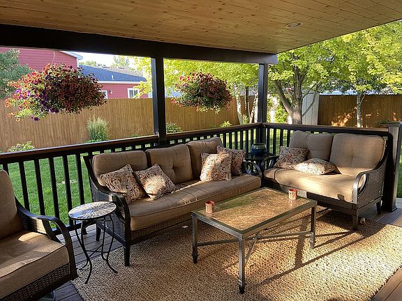 Covered Back Deck 