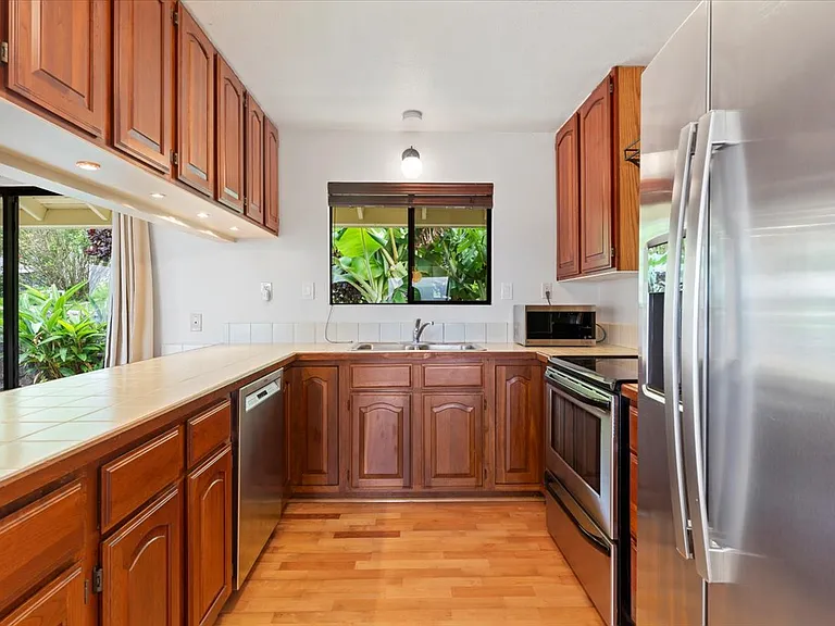 560 Kuikahi Dr — Photo 16