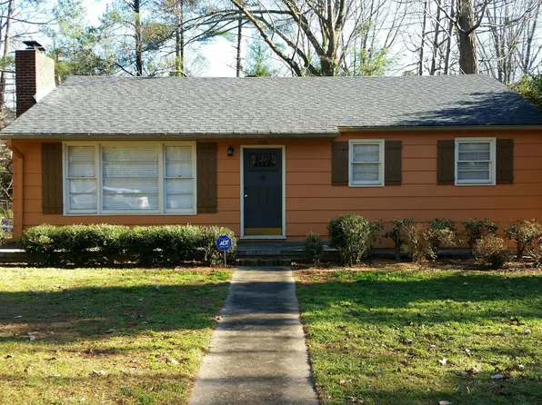 725 Ridgewood Ave, Gainesville, GA 30501