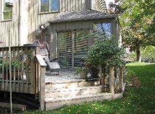 625 Hillwood Ct, Saint Paul, MN 55119