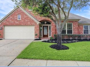 13301 Ravenlake Dr, Pearland, TX 77584