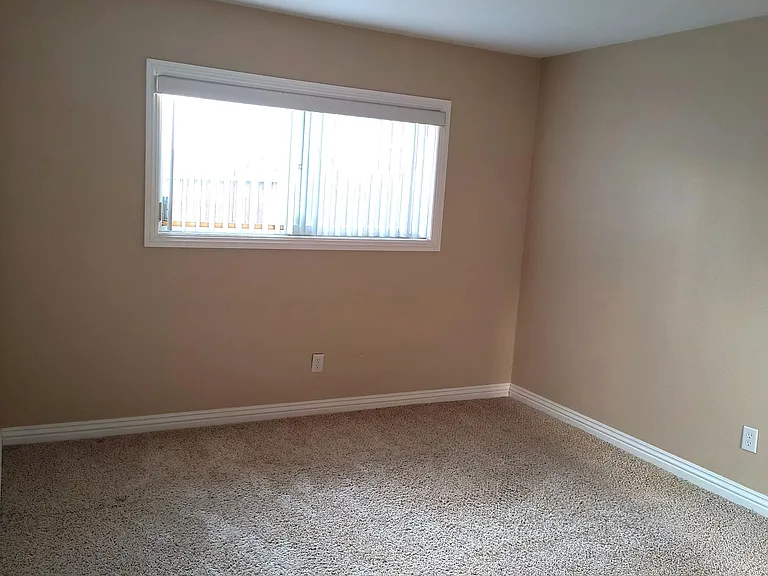 6553 Grant St — Photo 11