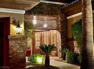 7110 Crowntop Cir, Las Vegas, NV 89118