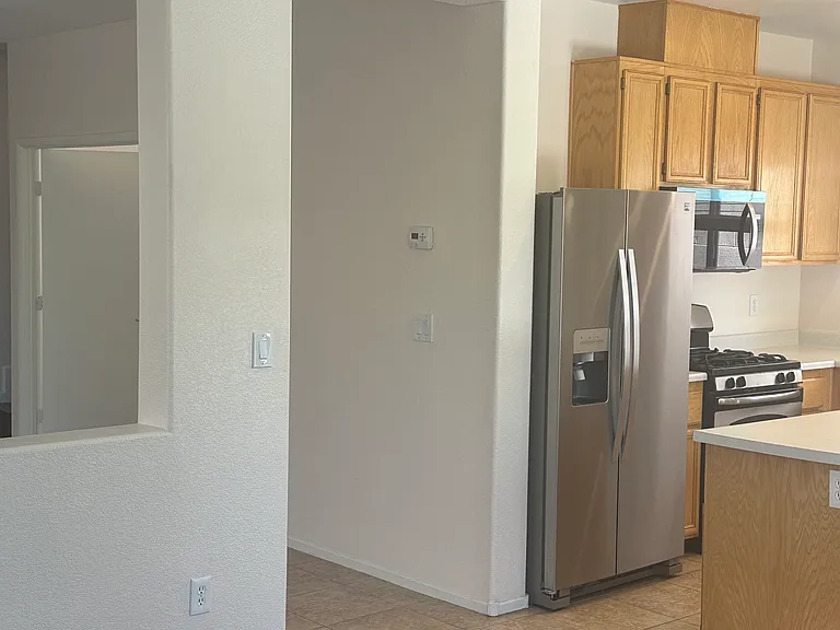 828 Percy Arms St — Photo 28