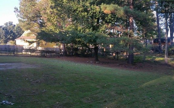 5th image of 805 Green Springs Dr