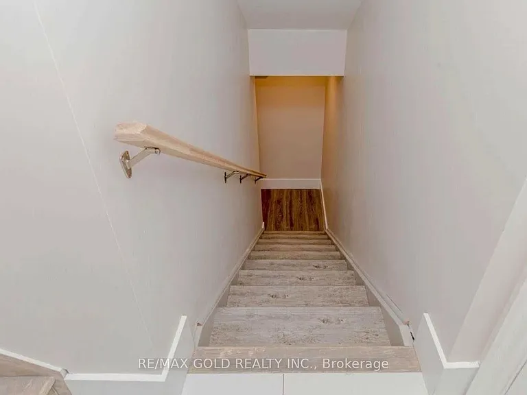3352 Vernon Powell Dr — Photo 3