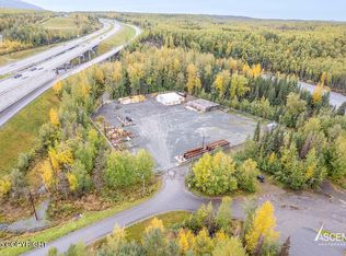 10172 Eagle View Dr, Eagle River, AK 99577