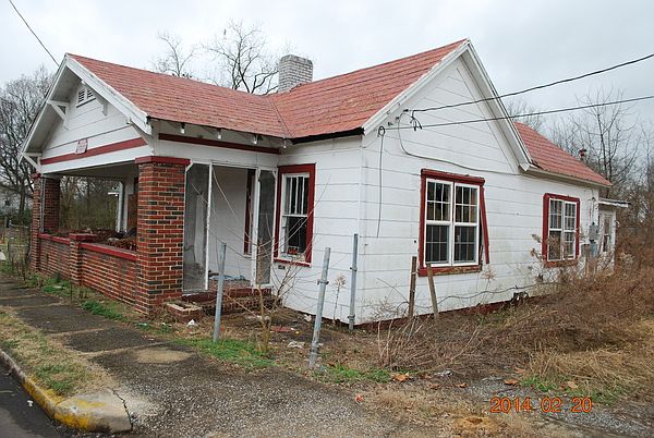 2nd image of 502 Avenue T