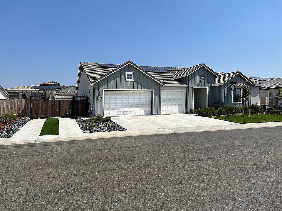 2nd image of 2567 Bartoli Way