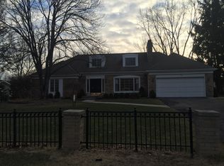 274 Greenbrier Dr SE, Grand Rapids, MI 49546