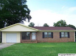 1506 8th St SW, Decatur, AL 35601