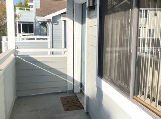 41 Grandview St APT 1504, Santa Cruz, CA 95060