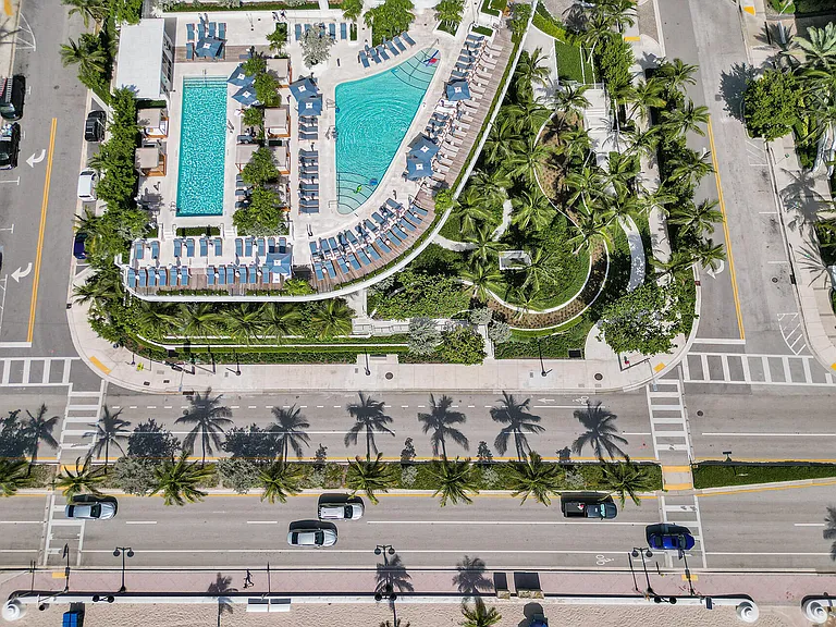525 N Fort Lauderdale Beach Blvd #703 — Photo 34