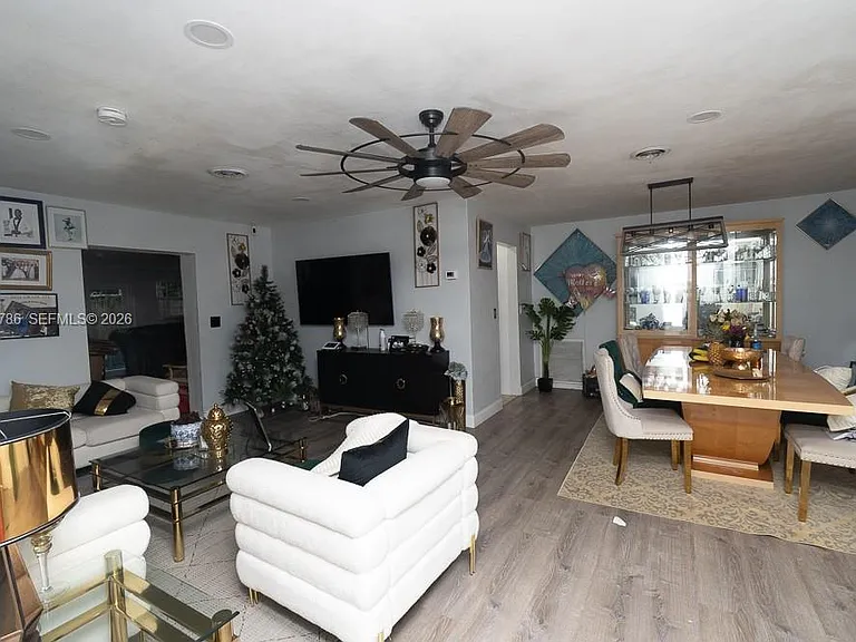 5941 NW 14th Ct — Photo 23
