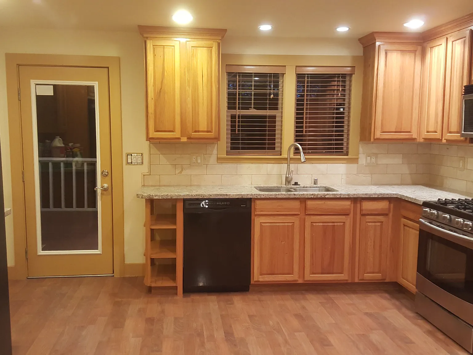 2 bed, 1270 sqft, $2,950 — Photo 3