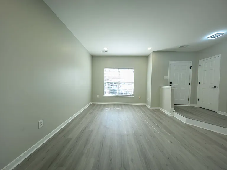3850 Dominion Townes Cir — Photo 8