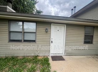 8710 NW 82nd Ter APT A, Kansas City, MO 64152