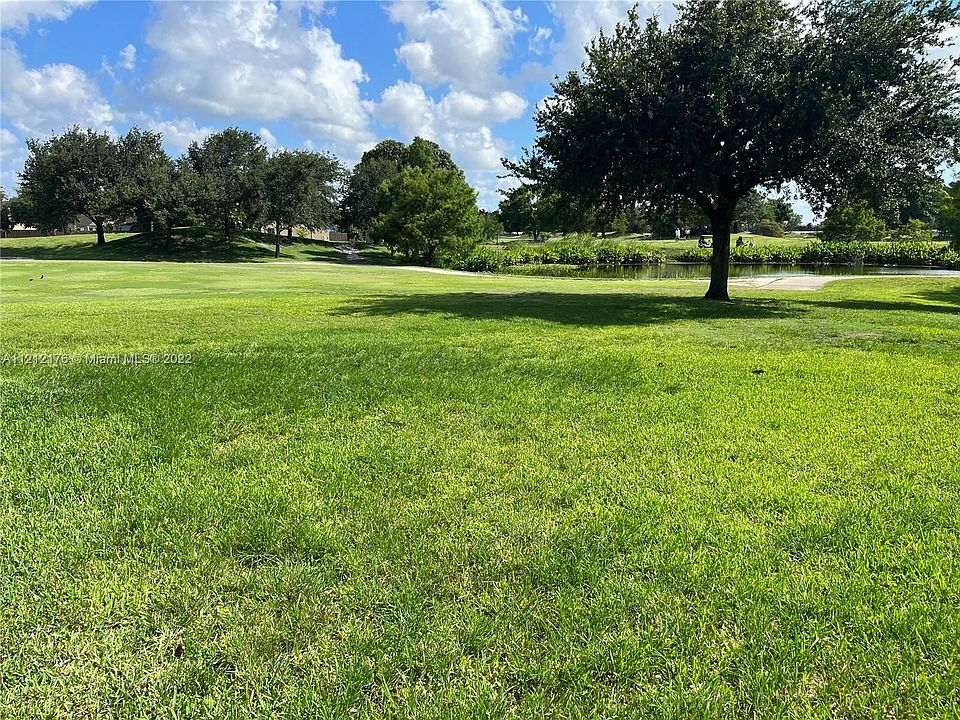 1st image of 1859 SW 81st Ln #127