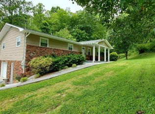 307 Ridgewood Dr, Clinton, TN 37716