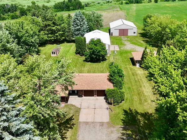 1991 55th St NE, Sauk Rapids, MN 56379