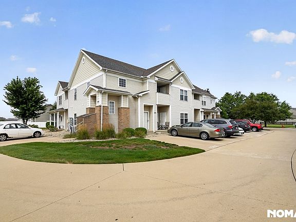 2nd image of 3749 Harbor Estates Ln