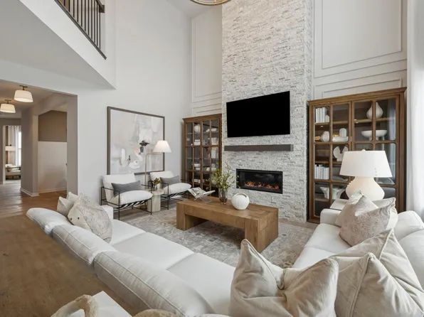 3742 Holbrook Dr, Waconia, MN 55387