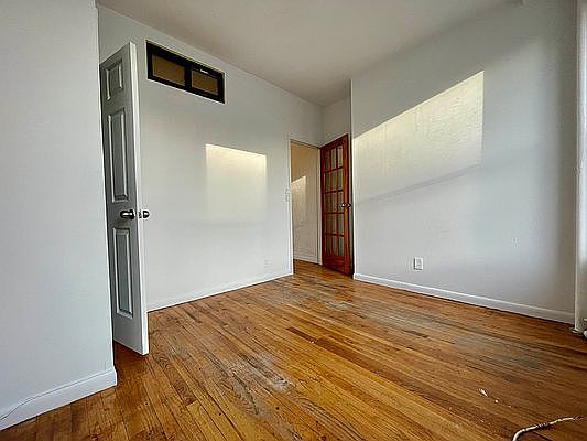 1st image of 357 W 54th St #31A