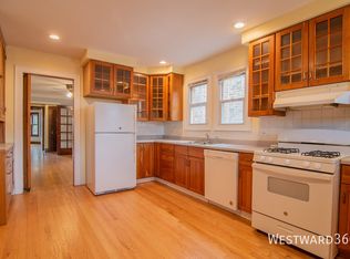 5944 N Artesian Ave #2, Chicago, IL 60659