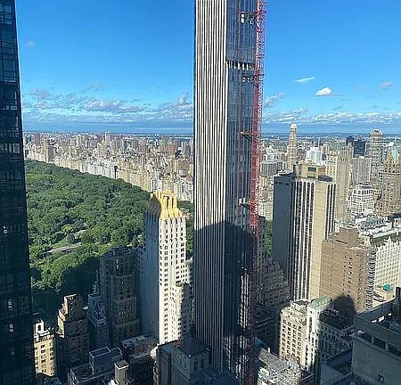 4th image of 150 W 56th St APT 3404