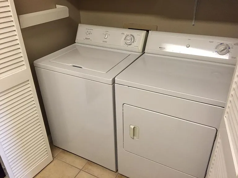 WASHER & DRYER