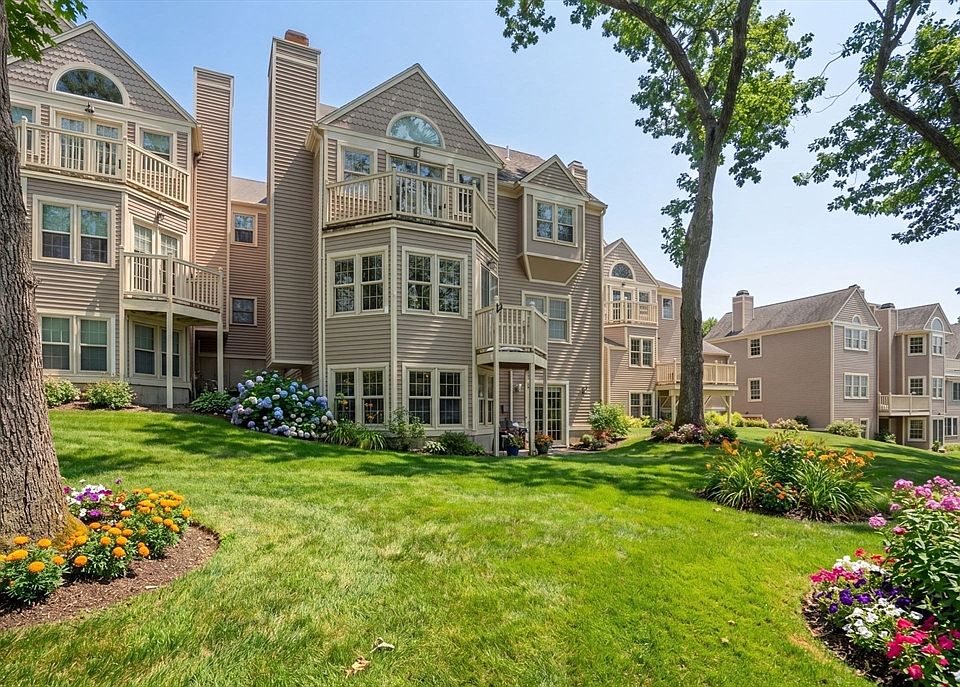 1st image of 7 Ocean Woods Dr #7