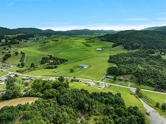 5th image of 206 Valley Rd