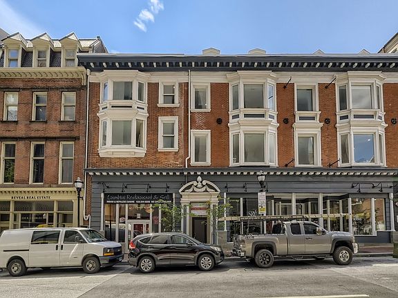 3rd image of 322 N Charles St #8